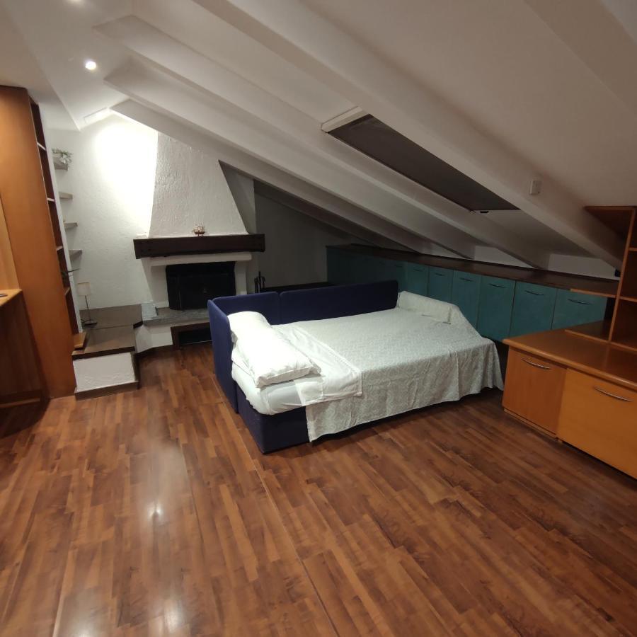 Loft Mansardato Monza Ngoại thất bức ảnh