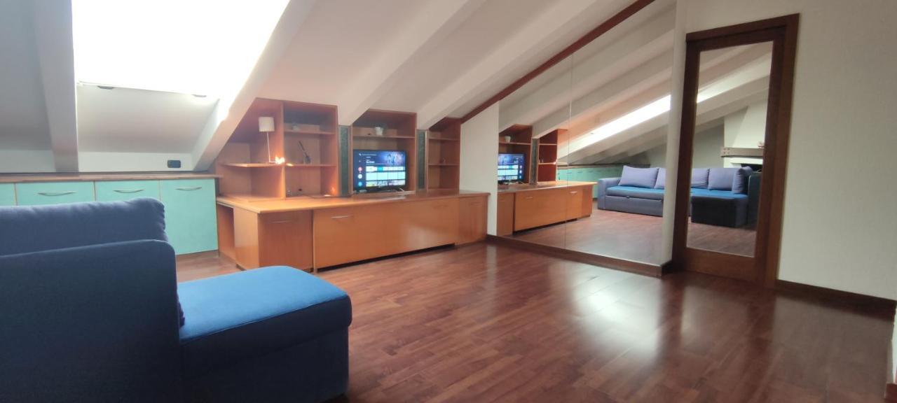 Loft Mansardato Monza Ngoại thất bức ảnh